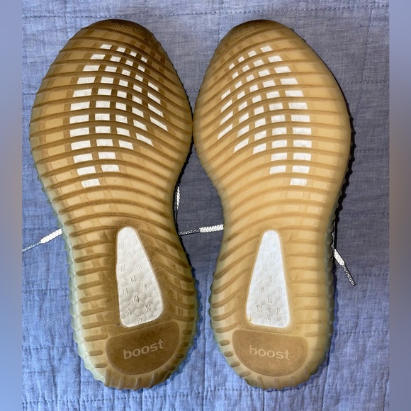 Yeezy Boost 350 V2 'Yeshaya Non-Reflective’ Shoes - Picture 8 of 15